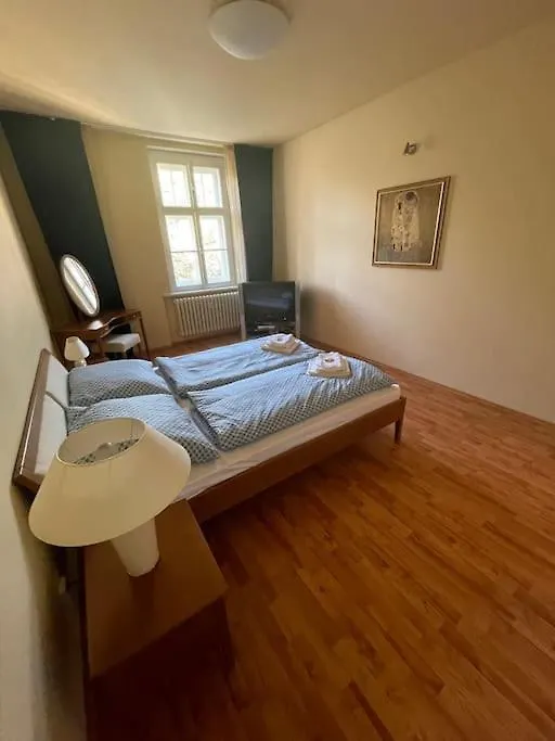 Huge Two Floor Apartment On The Park Colonnade With Free Parking For One Car, 160 Sqm Karlovy Vary