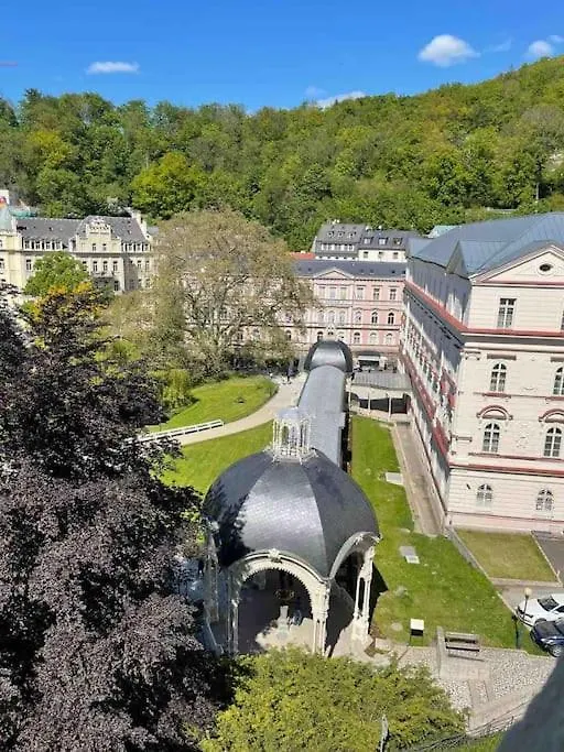 Huge Two Floor Apartment On The Park Colonnade With Free Parking For One Car, 160 Sqm Karlovy Vary